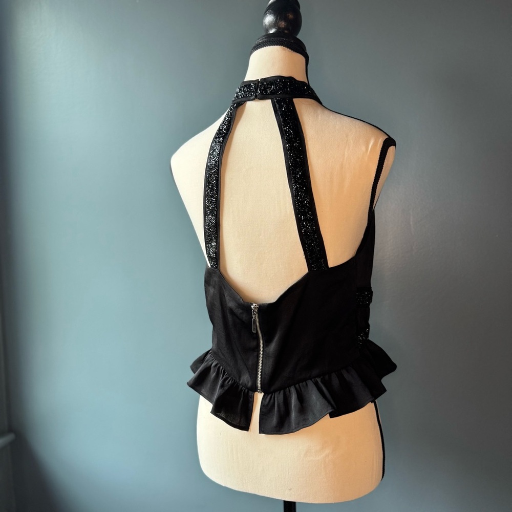 Elegant Black Halter Top - Picture 2 of 3